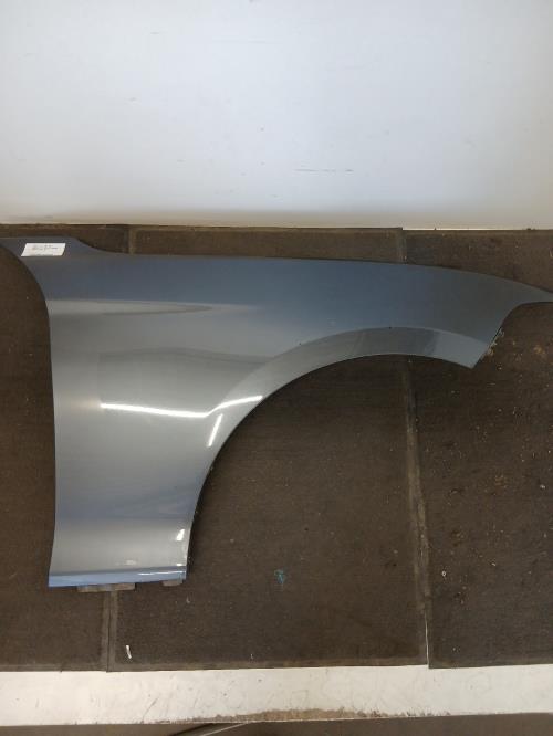 Image Aile avant droit - BMW SERIE 1 F20
