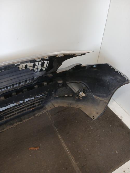 Image Pare choc avant - PEUGEOT 2008 1