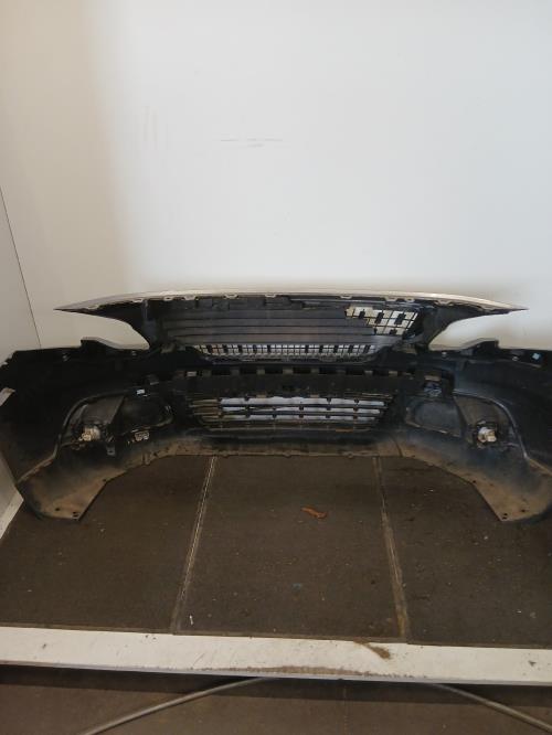 Image Pare choc avant - PEUGEOT 2008 1