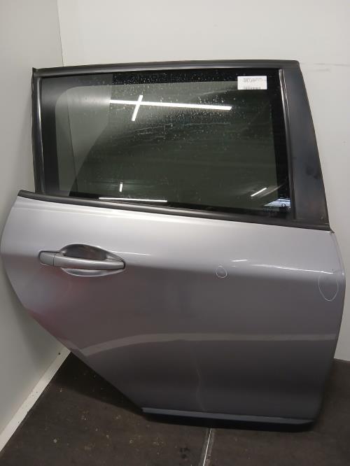 Image Porte arriere droit - PEUGEOT 2008 1