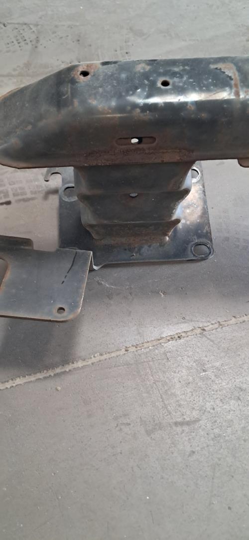 Image Renfort pare choc avant (traverse) - PEUGEOT 307