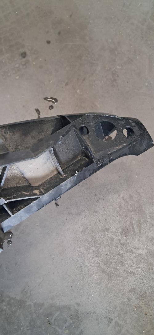Image Renfort pare choc avant (traverse) - PEUGEOT 206+