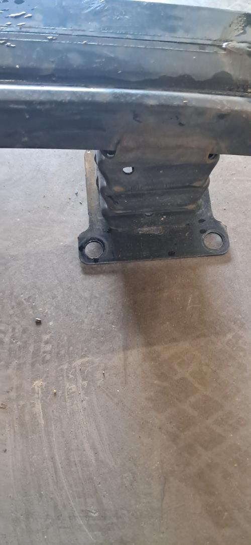 Image Renfort pare choc avant (traverse) - PEUGEOT 207
