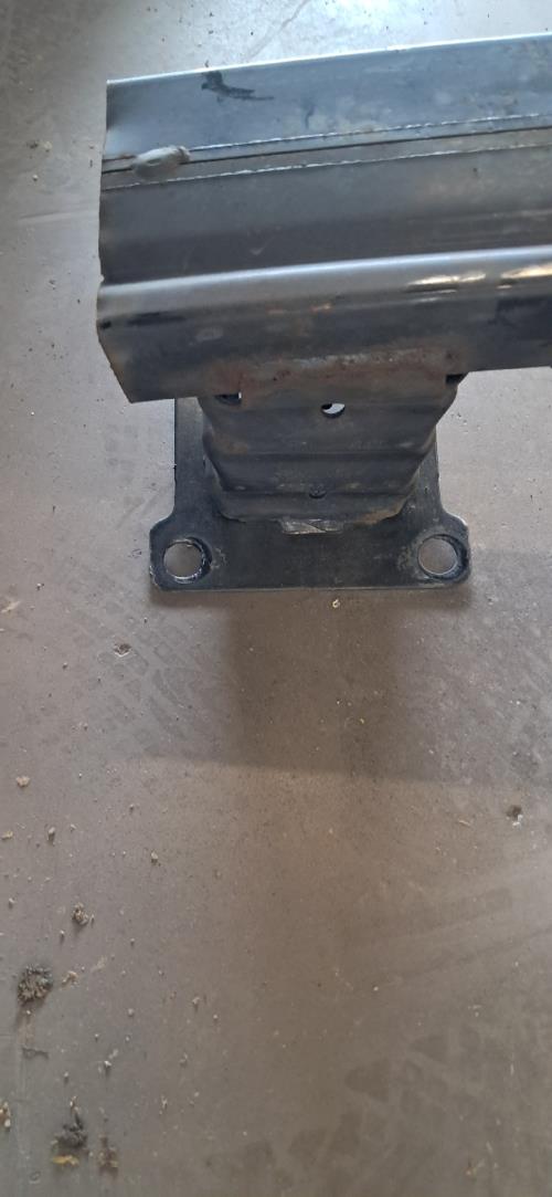 Image Renfort pare choc avant (traverse) - PEUGEOT 207