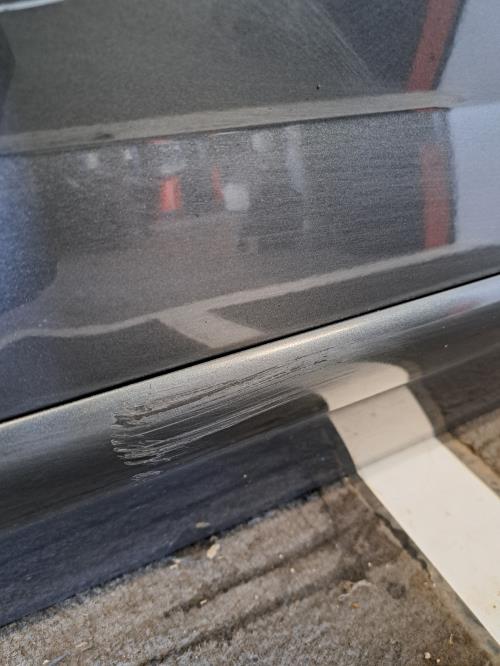 Image Porte arriere droit - PEUGEOT 5008 1