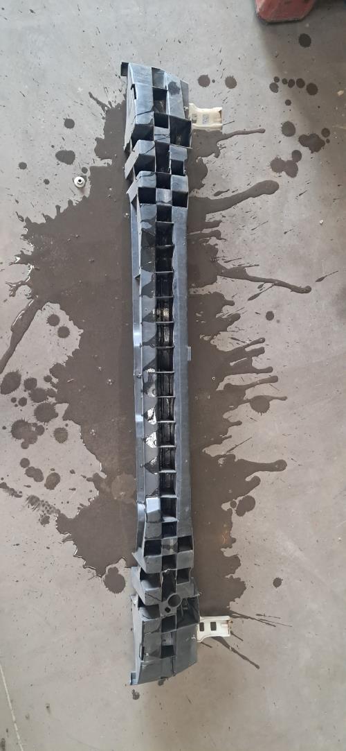 Image Absorbeur de pare choc arriere - RENAULT CLIO 3