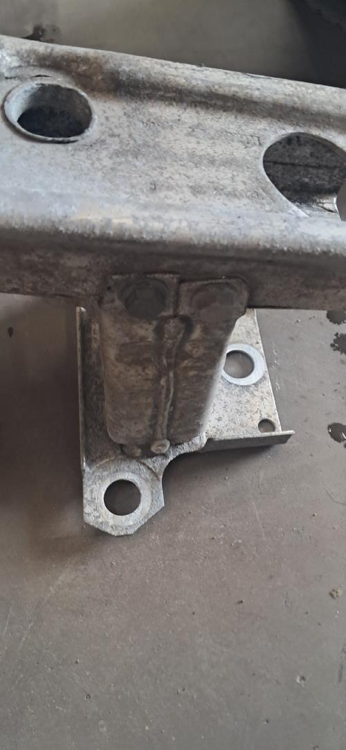 Image Renfort pare choc avant (traverse) - RENAULT CLIO 3