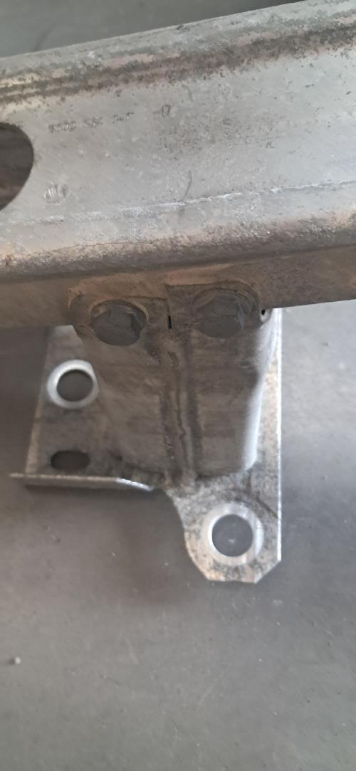 Image Renfort pare choc avant (traverse) - RENAULT CLIO 3