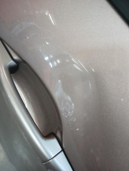Image Porte avant gauche - PEUGEOT 208 1