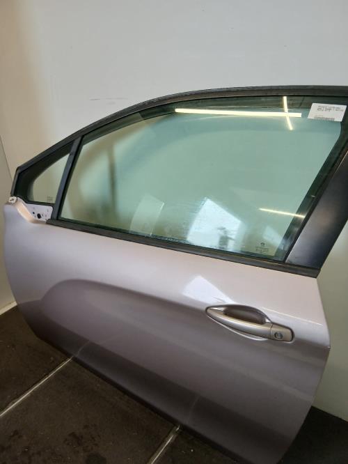 Image Porte avant gauche - PEUGEOT 208 1