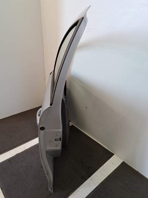 Image Porte avant gauche - OPEL CORSA D