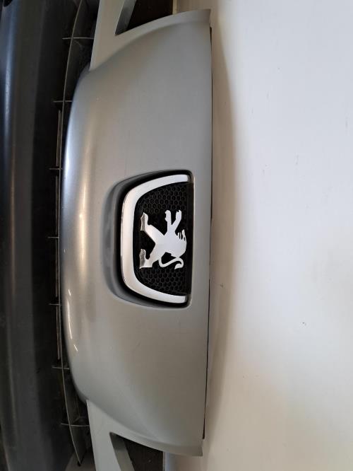 Image Pare choc avant - PEUGEOT 207