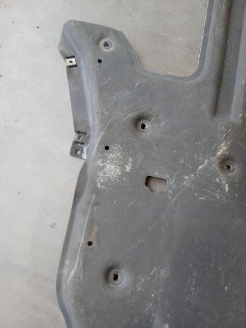 Image Cache sous moteur - JAGUAR XF 2