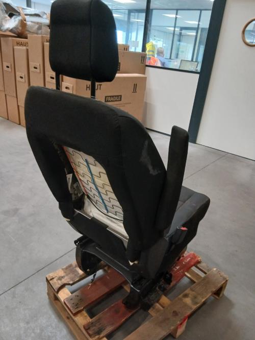 Image Siege avant gauche - TOYOTA PROACE 2