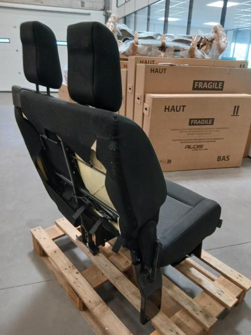 Image Siege avant droit (banquette double) - TOYOTA PROACE 2