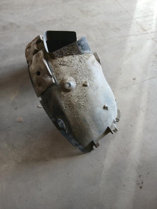 Image Pare boue avant droit - PEUGEOT 5008 1