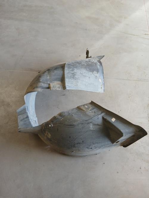 Image Pare boue avant gauche - OPEL ASTRA J