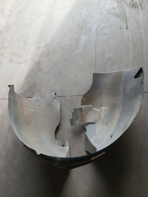 Image Pare boue avant droit - CITROEN C4 1