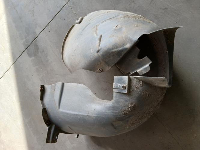 Image Pare boue avant gauche - CITROEN C4 1