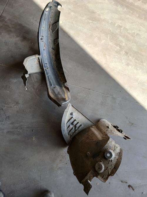 Image Pare boue avant gauche - RENAULT KANGOO 1