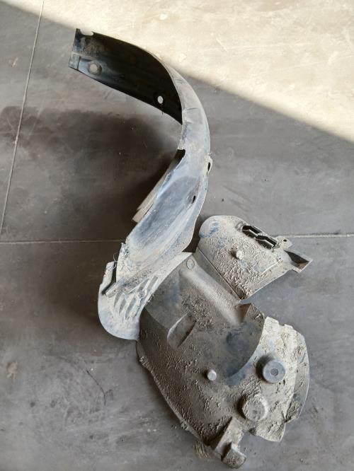 Image Pare boue avant gauche - RENAULT KANGOO 1