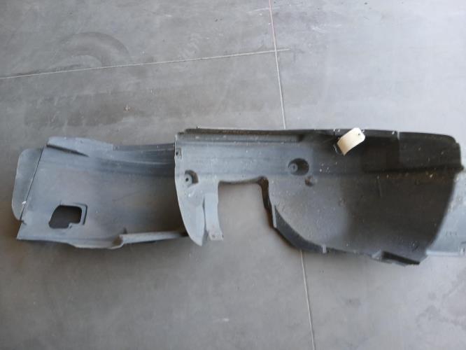 Image Pare boue avant gauche - BMW SERIE 1 E87