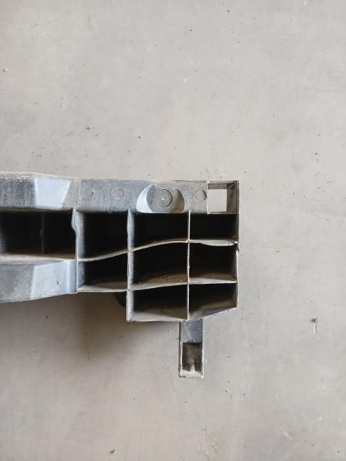 Image Renfort pare choc arriere (traverse) - RENAULT CLIO 4