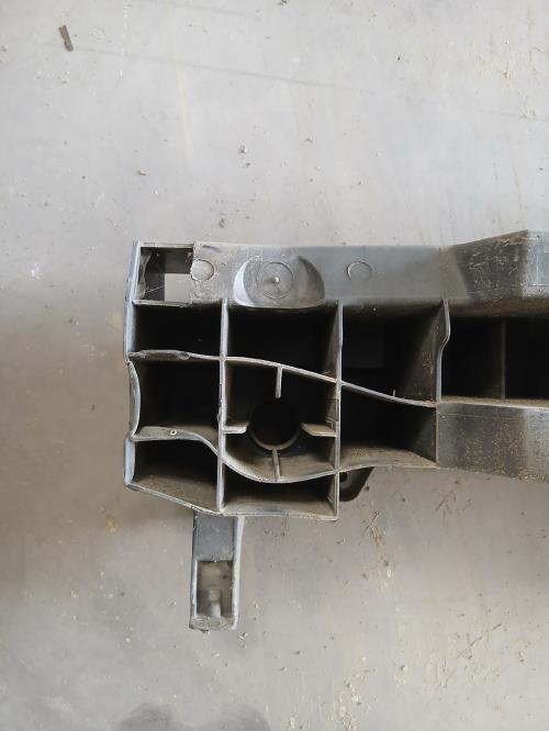 Image Renfort pare choc arriere (traverse) - RENAULT CLIO 4