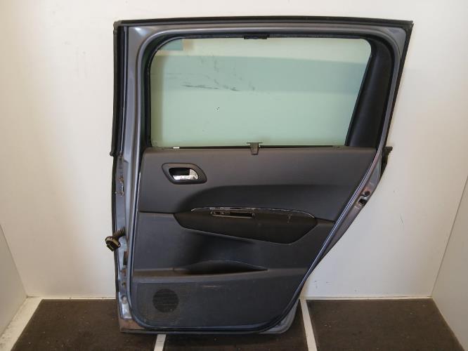 Image Porte arriere droit - PEUGEOT 5008 1