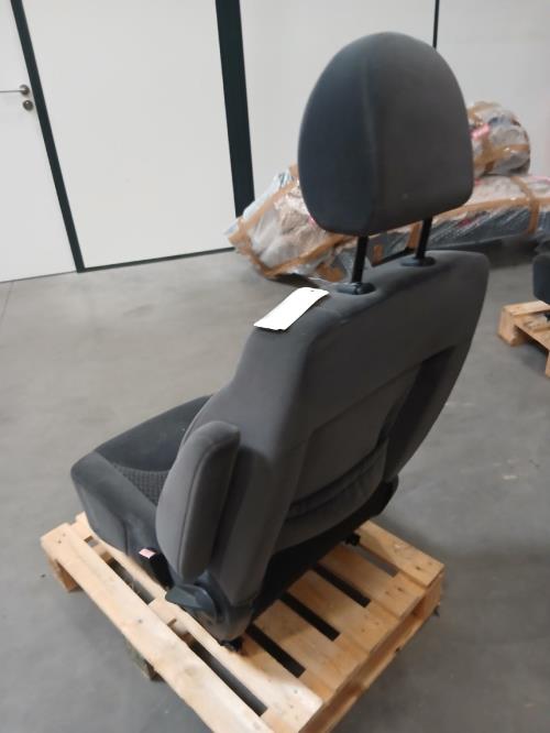 Image Siege avant droit - PEUGEOT EXPERT 2