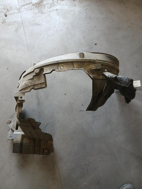 Image Pare boue avant droit - NISSAN MICRA 3