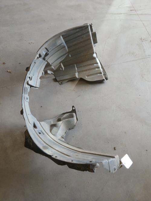 Image Pare boue avant droit - NISSAN MICRA 3
