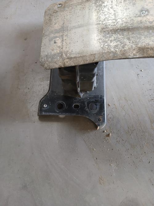 Image Renfort pare choc avant (traverse) - OPEL CORSA D