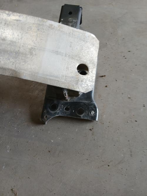 Image Renfort pare choc avant (traverse) - OPEL CORSA D
