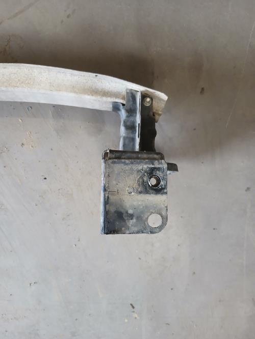 Image Renfort pare choc avant (traverse) - OPEL CORSA D