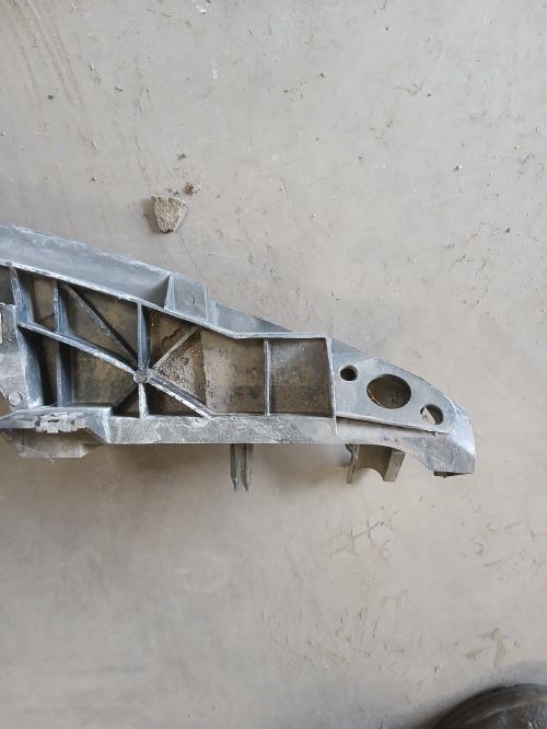 Image Renfort pare choc avant (traverse) - PEUGEOT 206