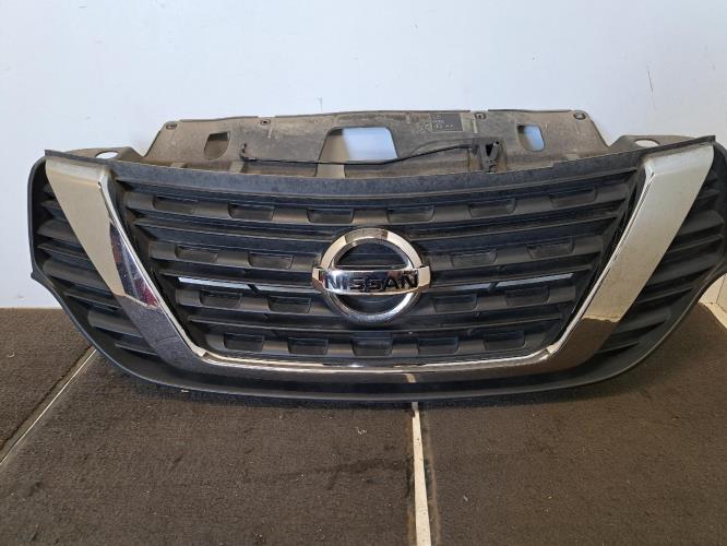 Image Calandre - NISSAN NV300