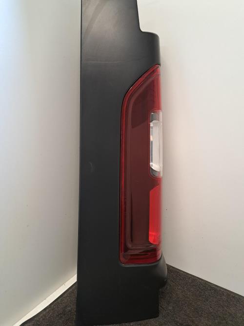 Image Feu arriere principal gauche (feux) - NISSAN NV300