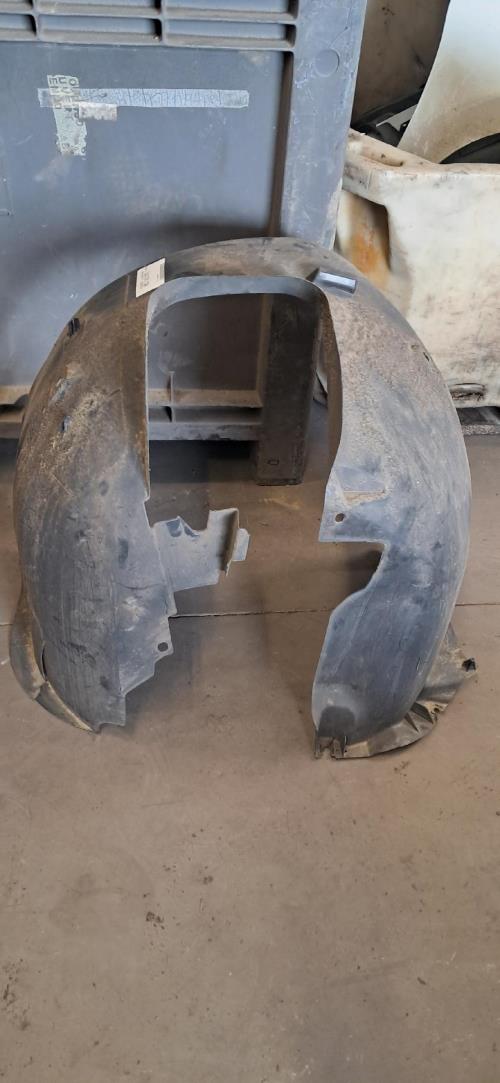 Image Pare boue avant gauche - PEUGEOT 308 1 SW