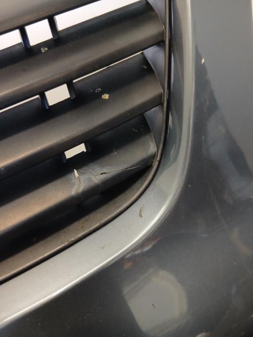 Image Pare choc avant - VOLKSWAGEN PASSAT 4