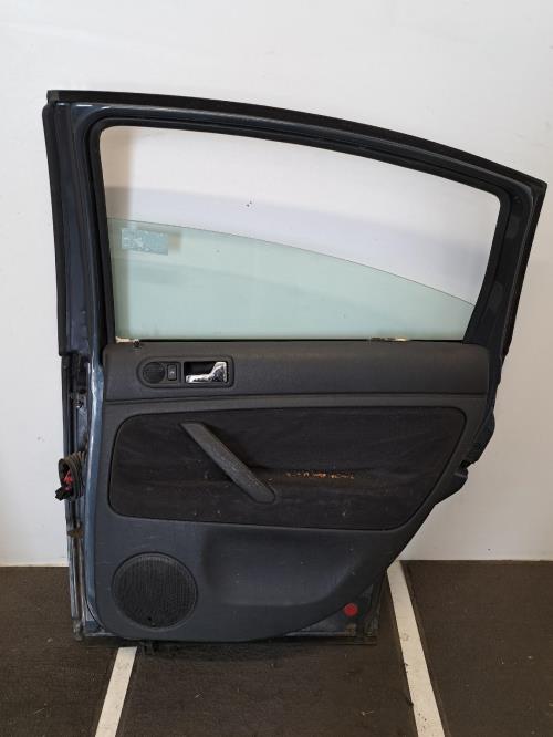 Image Porte arriere droit - VOLKSWAGEN PASSAT 4