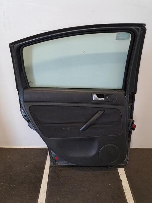 Image Porte arriere gauche - VOLKSWAGEN PASSAT 4