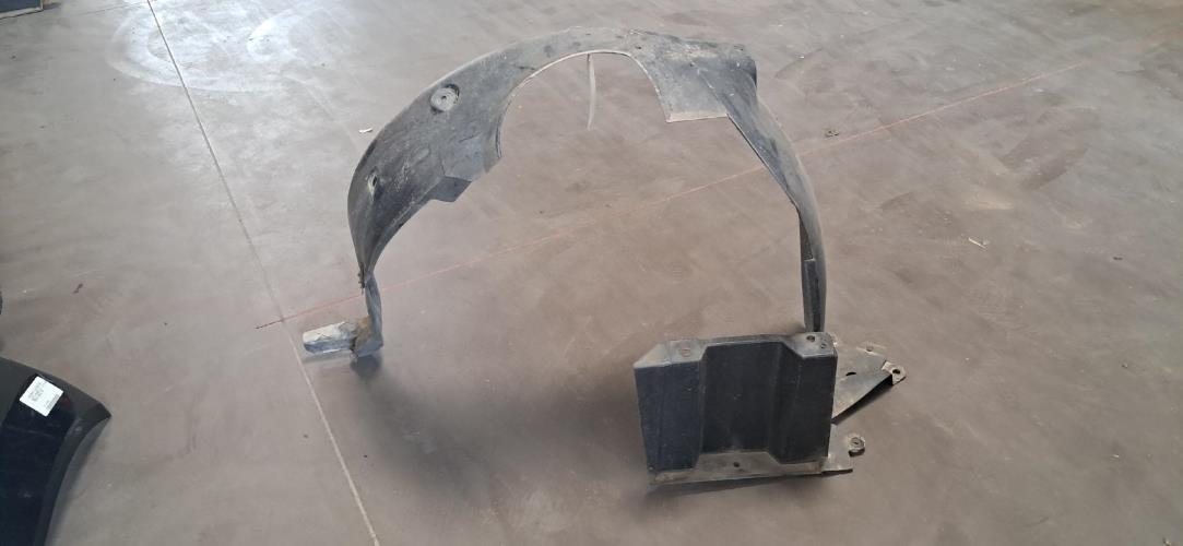 Image Pare boue avant gauche - CITROEN C1 2