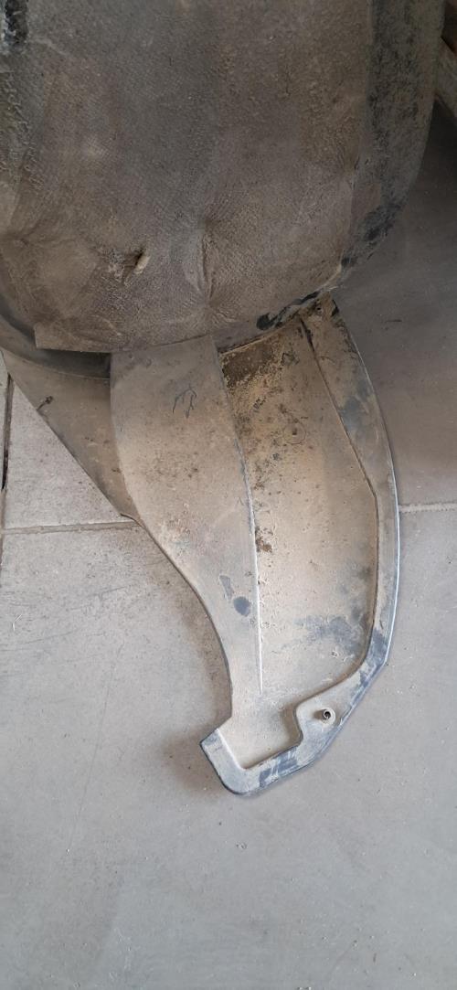 Image Pare boue avant gauche - PEUGEOT 807