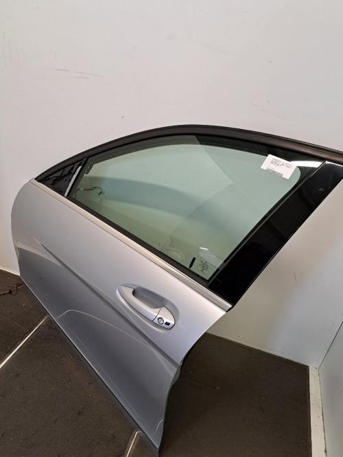 Image Porte avant gauche - MERCEDES CLASSE C 204