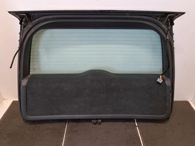 Image Malle/Hayon arriere - VOLVO V 70 1