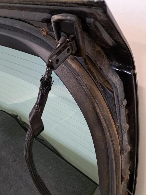 Image Malle/Hayon arriere - VOLVO V 70 1