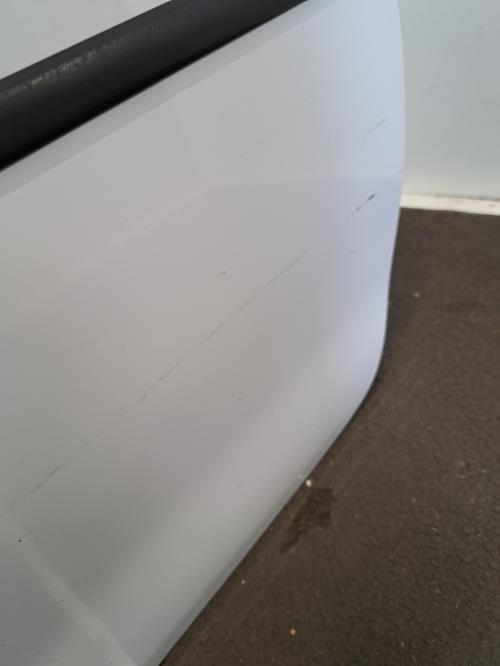 Image Porte avant gauche - OPEL CORSA B