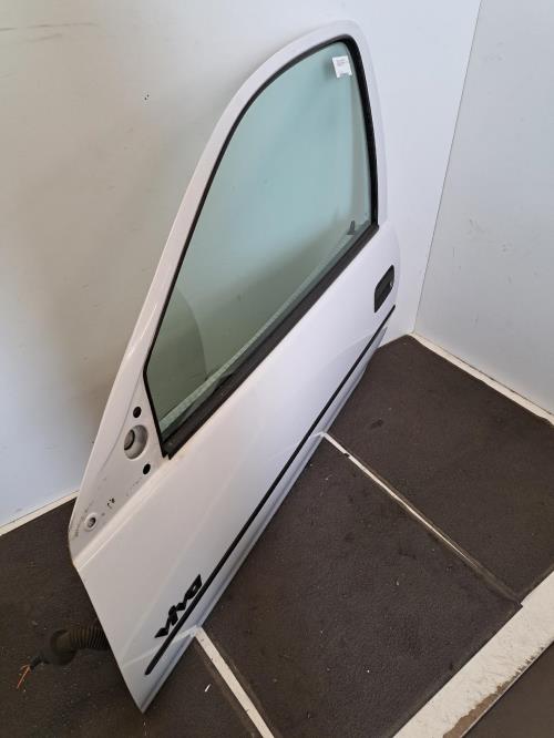 Image Porte avant gauche - OPEL CORSA B