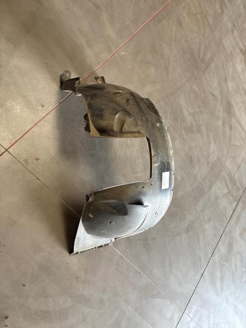 Image Pare boue avant droit - DACIA SANDERO 1